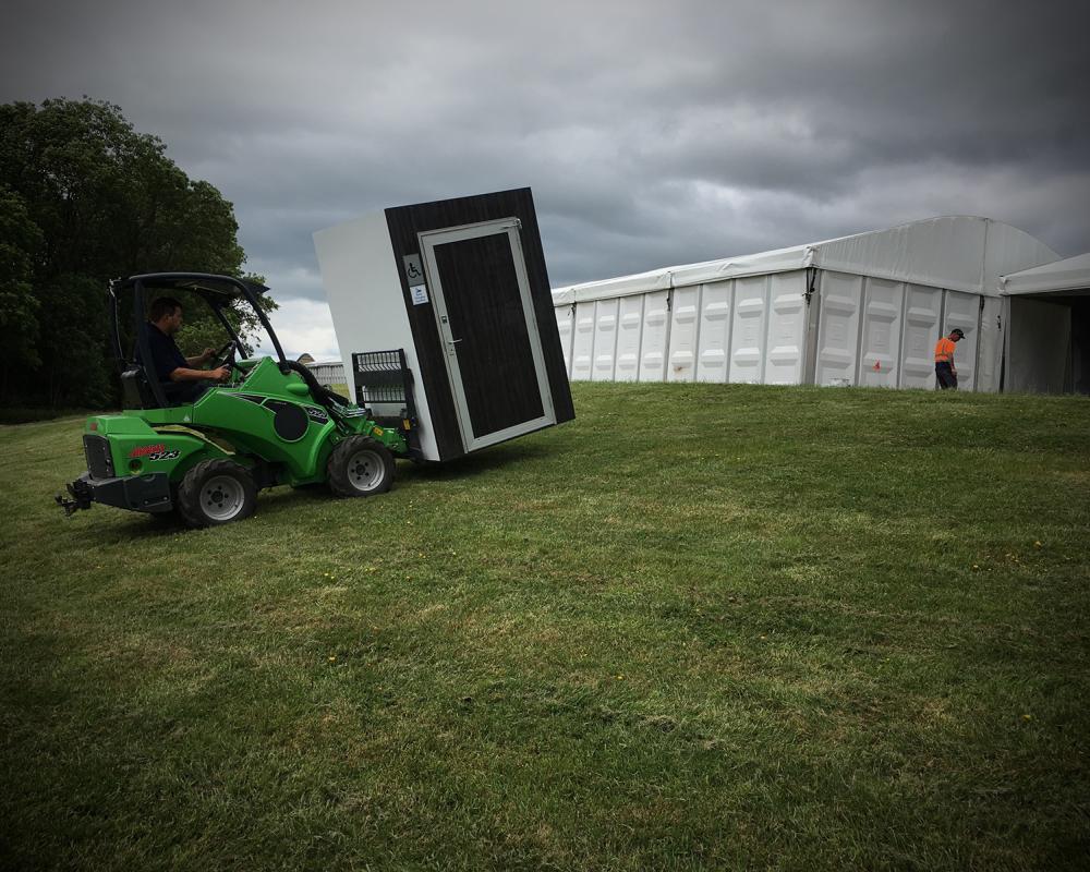 Luxury Vacuum Range | Blue Loos Event Hire | Weddings | Cheshire