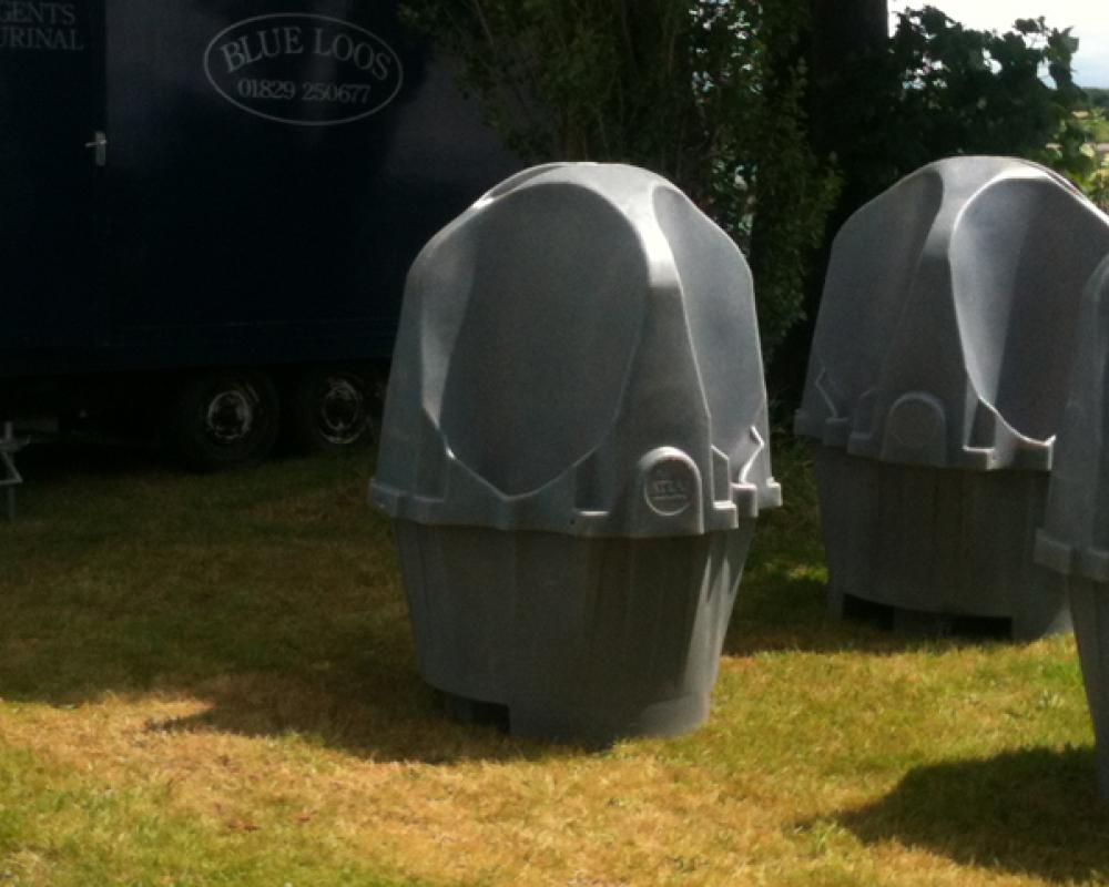 4-Bay Urinal Pods | Blue Loos Event Hire | Festivals & Events | Cheshire