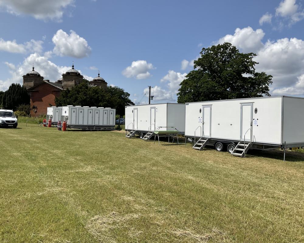 Luxury Toilets | Blue Loos Event Hire | Festivals & Events | Cheshire