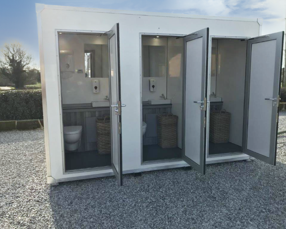 Blue Loos Event Hire | Cheshire