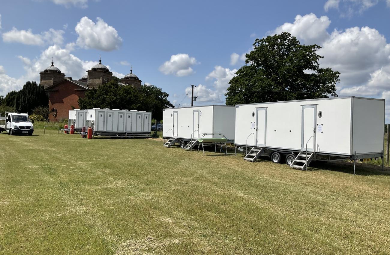 Luxury Toilets | Blue Loos Event Hire | Festivals & Events | Cheshire