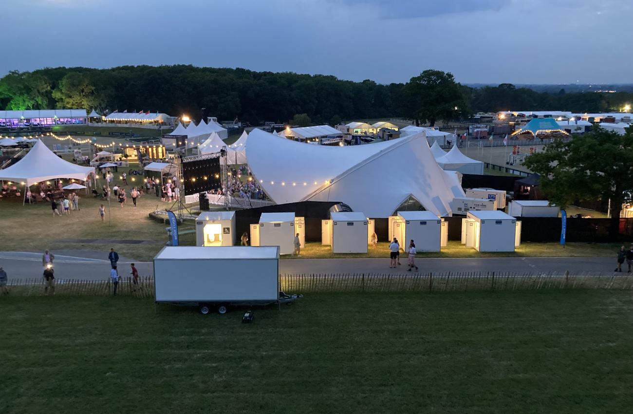 Luxury Toilets | Blue Loos Event Hire | Festivals & Events | Cheshire