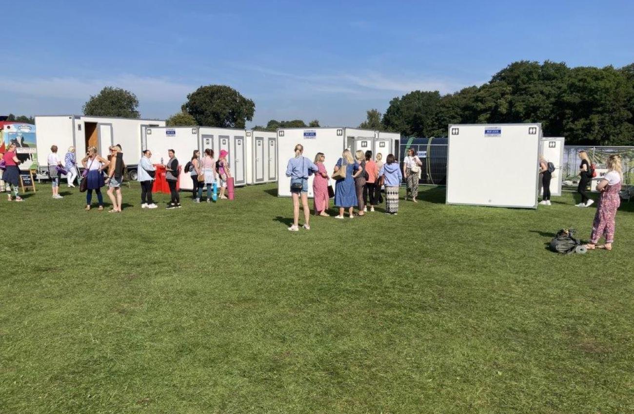 Luxury Toilets | Blue Loos Event Hire | Festivals & Events | Cheshire